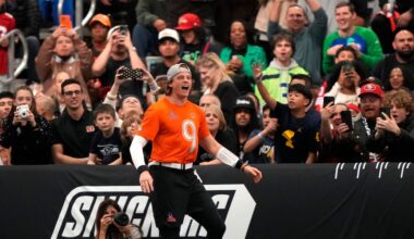 Joe Burrow responds to question about his happiness in Cincinnati