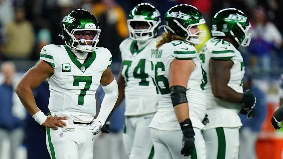 New York Jets quarterback Justin Fields