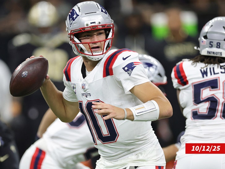 drake maye on the field getty