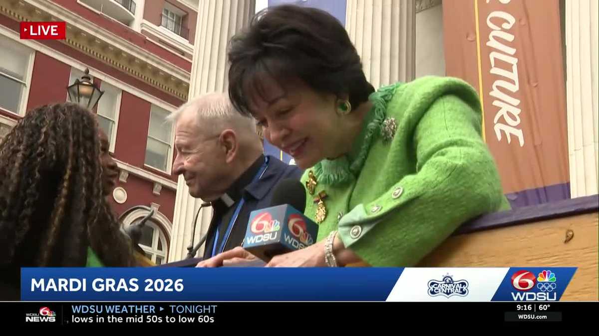 New Orleans Saints and Pelicans owner wishes a Happy Mardi Gras