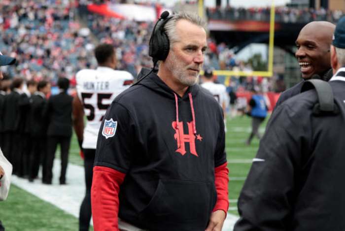 Texans assistant Cory Undlin is a candidate for Browns defensive coordinator job, has talked with Todd Monken