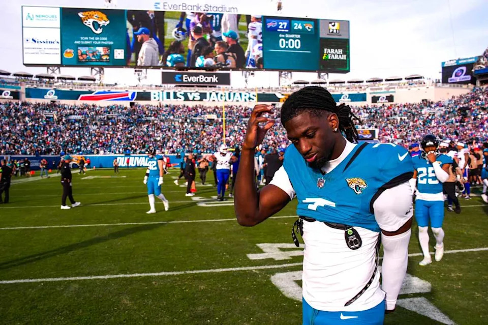 Jacksonville Jaguars wide receiver Brian Thomas Jr. (7) walks off the field after losing to the Bills during an NFL football AFC Wild Card playoff matchup, Sunday, Jan. 11, 2026, in Jacksonville, Fla. Bills lead 10-7 at the half over the Jaguars. The Bills defeated the Jaguars 27-24. [Doug Engle/Florida Times-Union]© Doug Engle&sol;Florida Times-Union &sol; USA TODAY NETWORK via Imagn Images&period;