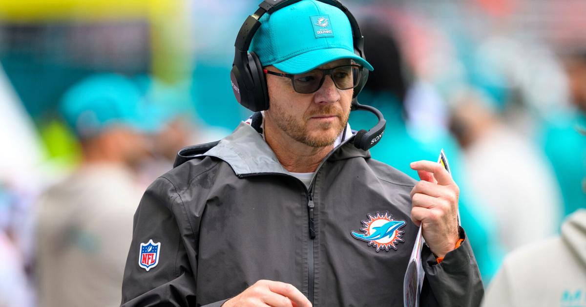 Panthers set to hire Darrell Bevell as offensive assistant, associate head coach, AP source says | Sports