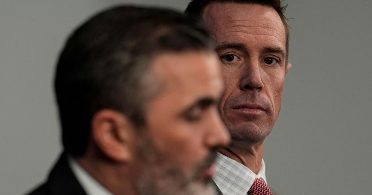 New Falcons coach Kevin Stefanski adds more Browns flavor to staff by naming Alex Van Pelt QBs coach | NFL