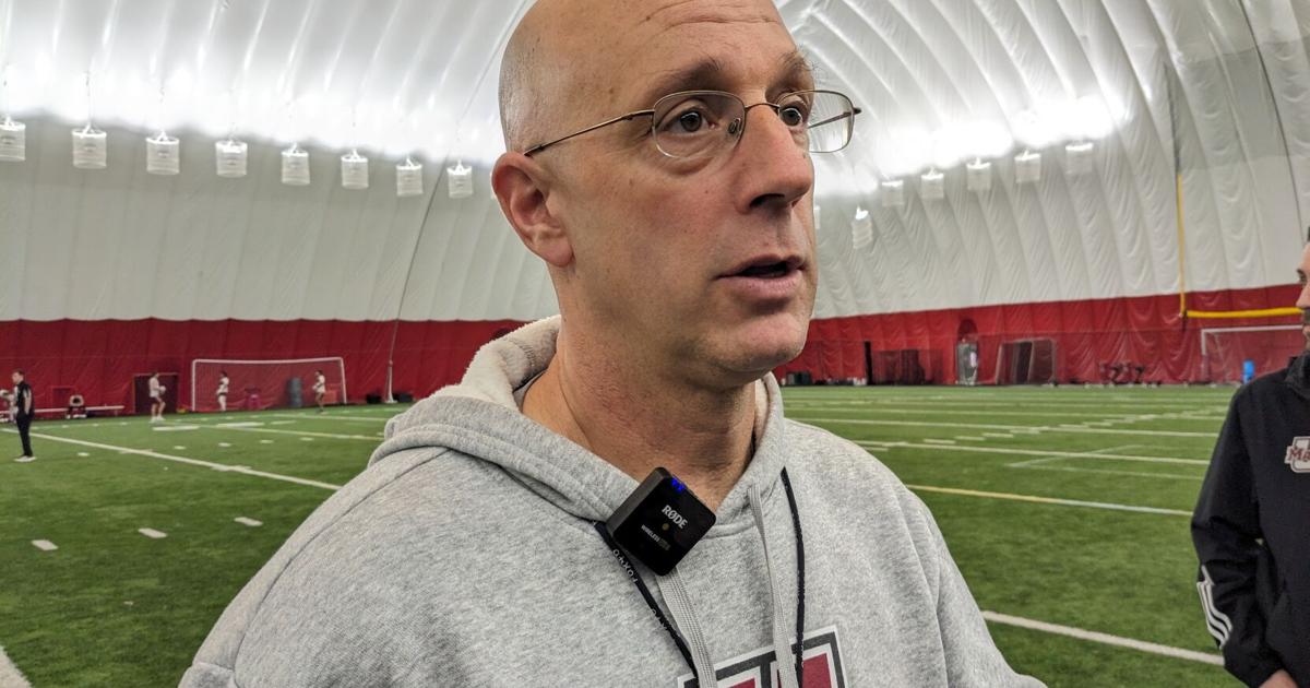 Former Eph QB, UMass assistant coach Mike Bajakian joins the NFL's Browns | Sports