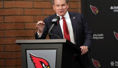 Mike LeFleur keeps 10 holdovers on Cardinals staff, including defensive coordinator Nick Rallis |