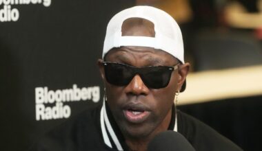 Terrell Owens says he’d take George Pickens over CeeDee Lamb in battle of Cowboys WRs