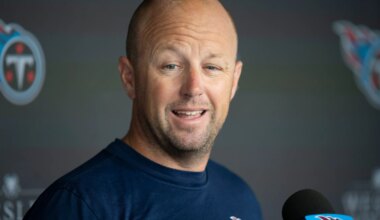 Raiders hiring ex-Titans OC Nick Holz as passing game coordinator