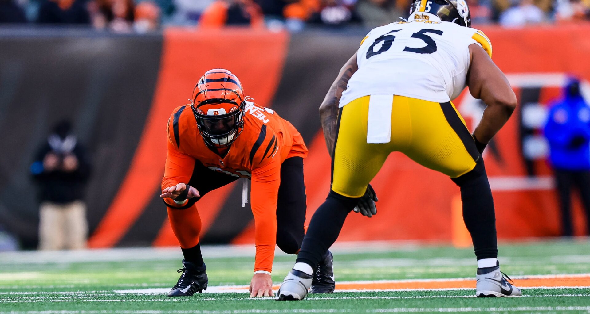 Titans land two top five edge rushers in bold prediction