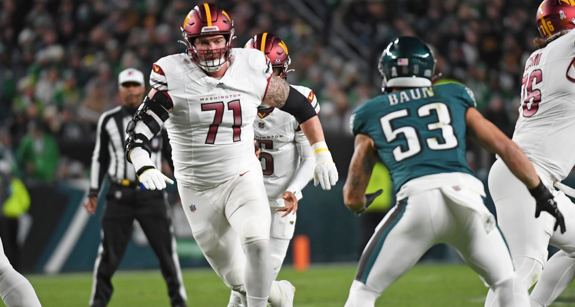 Washington Commanders re-sign veteran OL Andrew Wylie