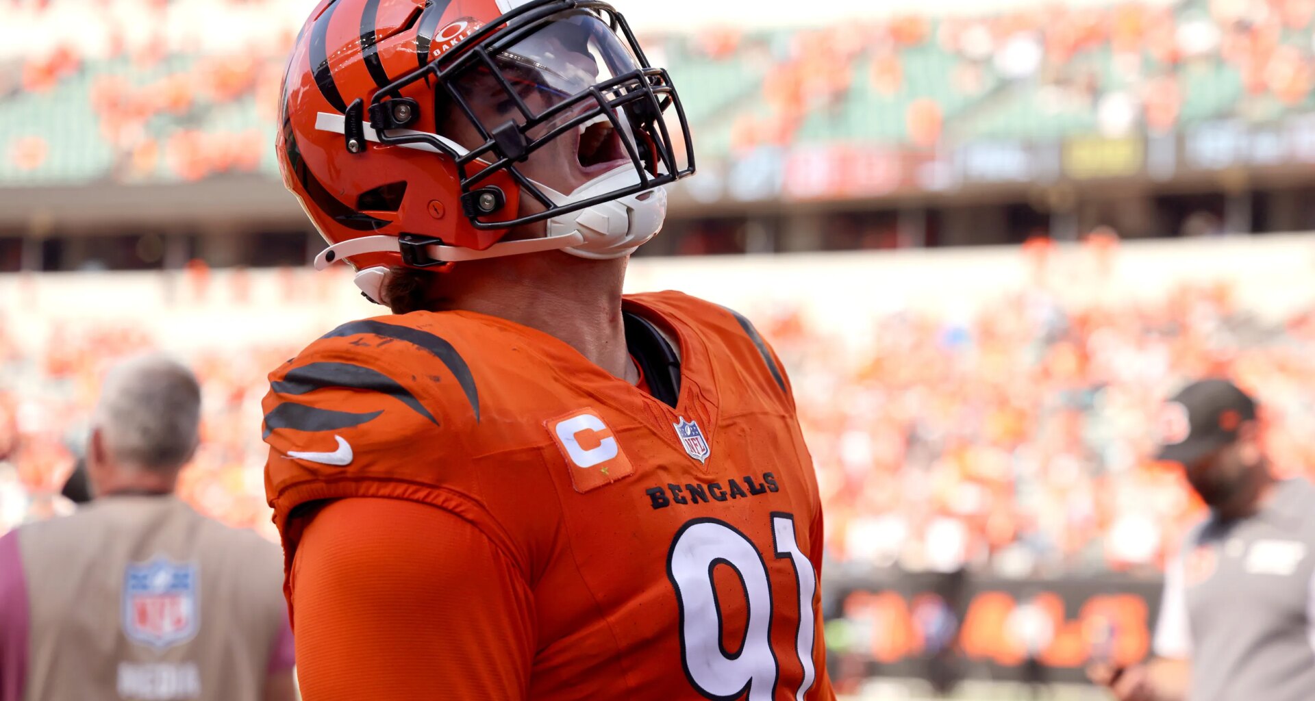 NFL insider mentions Colts when discussing free agent Trey Hendrickson