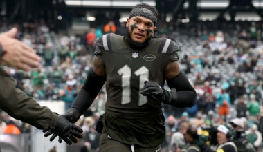 Jets trade Jermaine Johnson to Titans for T'Vondre Sweat