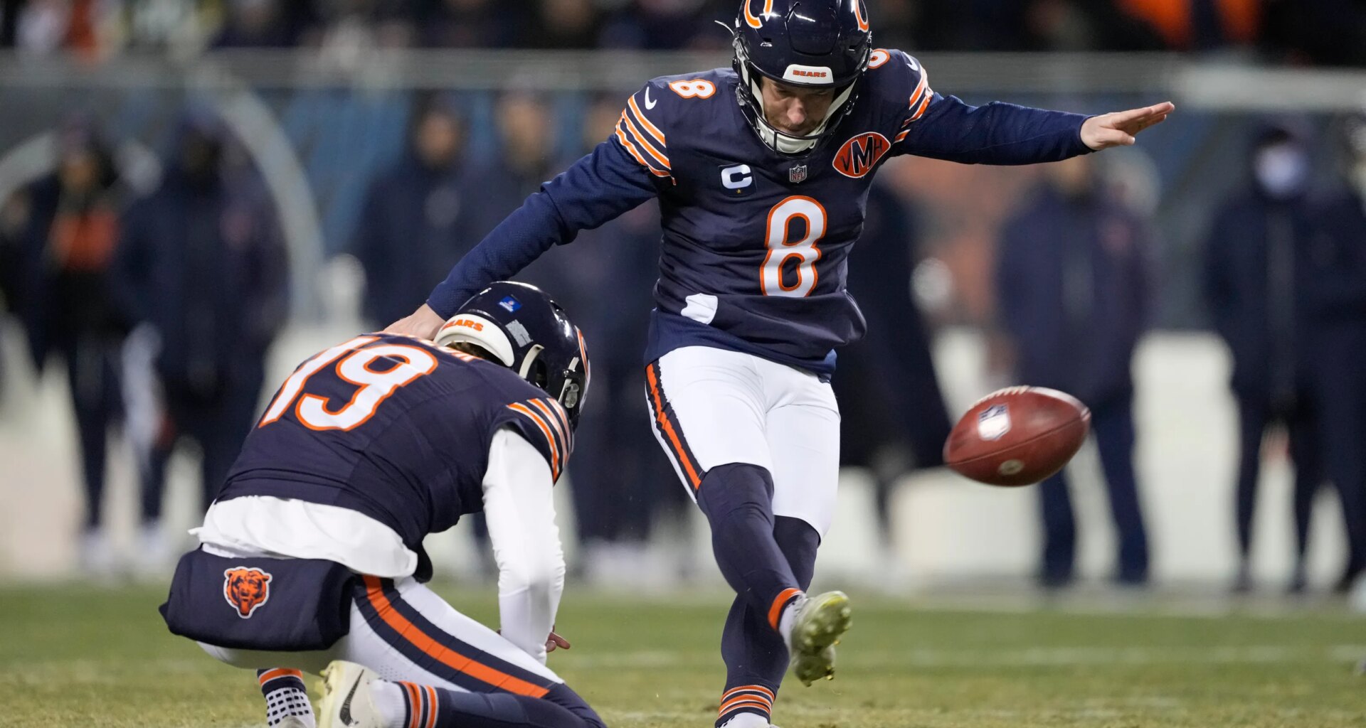 Grading Cairo Santos, Tory Taylor in 2025