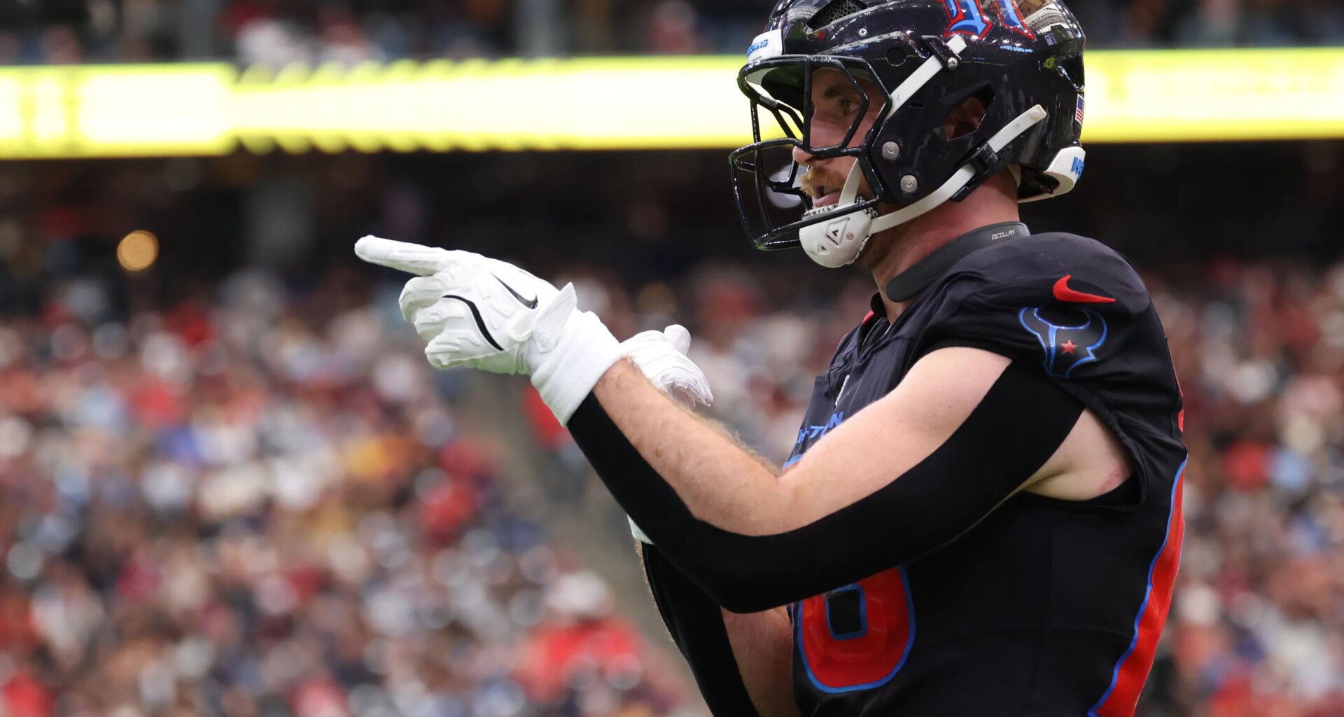 Dalton Schultz defends C.J. Stroud's performance vs. Patriots