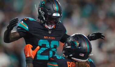 Best photos of De'Von Achane from the 2025 NFL season