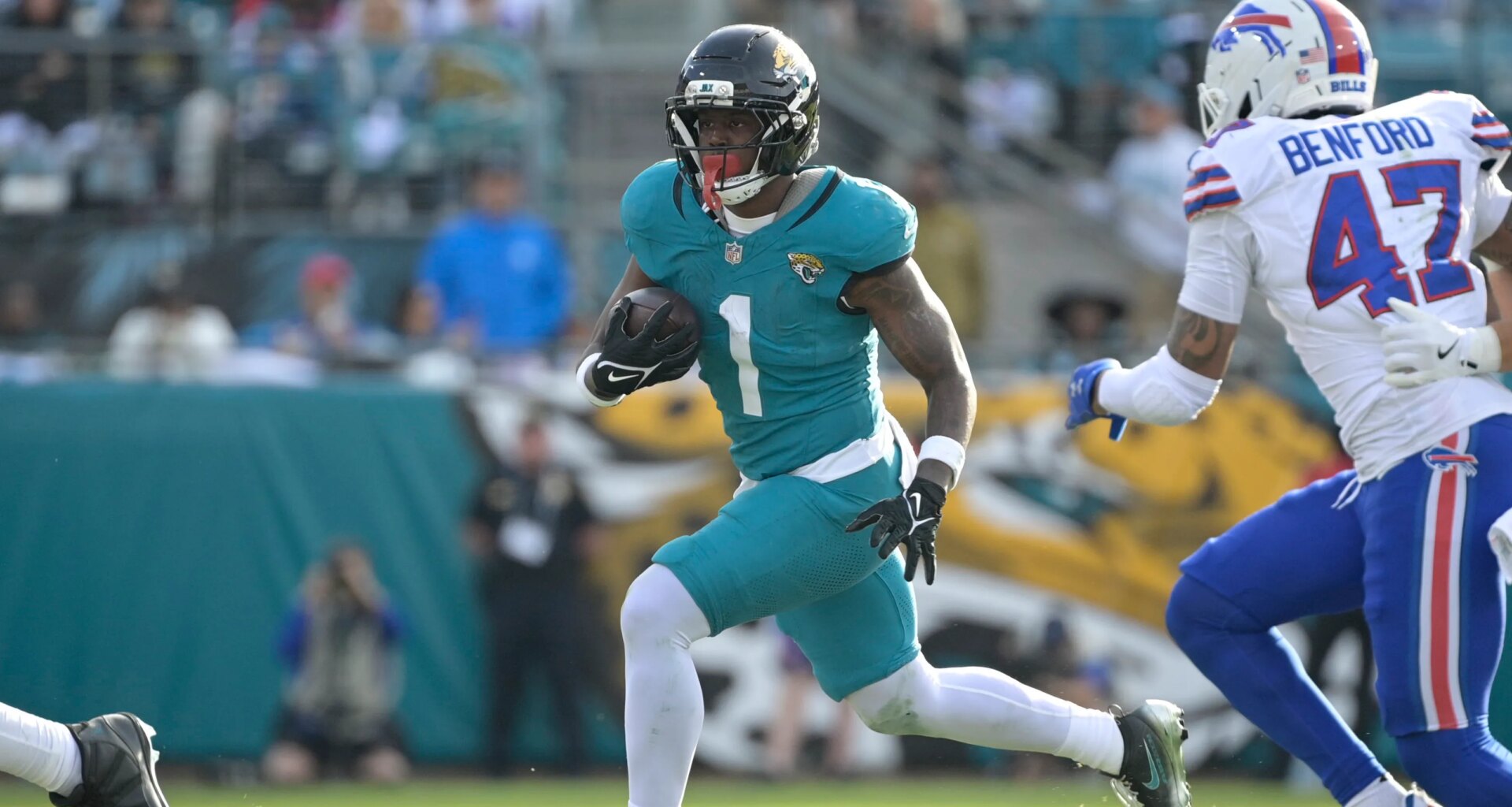 Expert predicts Jaguars' free agent Travis Etienne signs with AFC foe