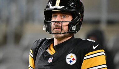 Steelers' quarterback position is their top roster decision, per PFF