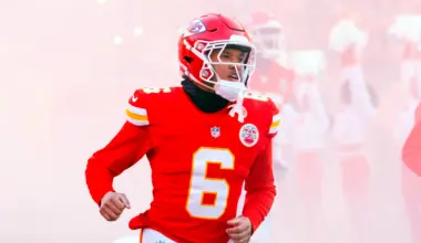 How much money did Chiefs DB make in 2025?