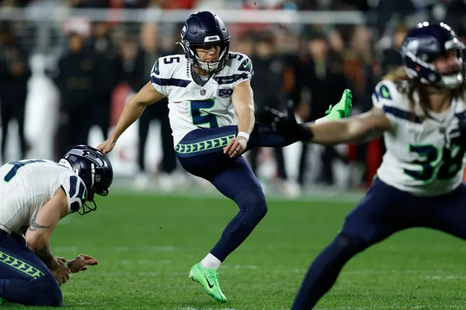 Jan 3, 2026; Santa Clara, California, USA; Seattle Seahawks place kicker Jason Myers (5) kicks a field goal against the San Francisco 49ers during the second half at Levi's Stadium. Mandatory Credit: Sergio Estrada-Imagn Images