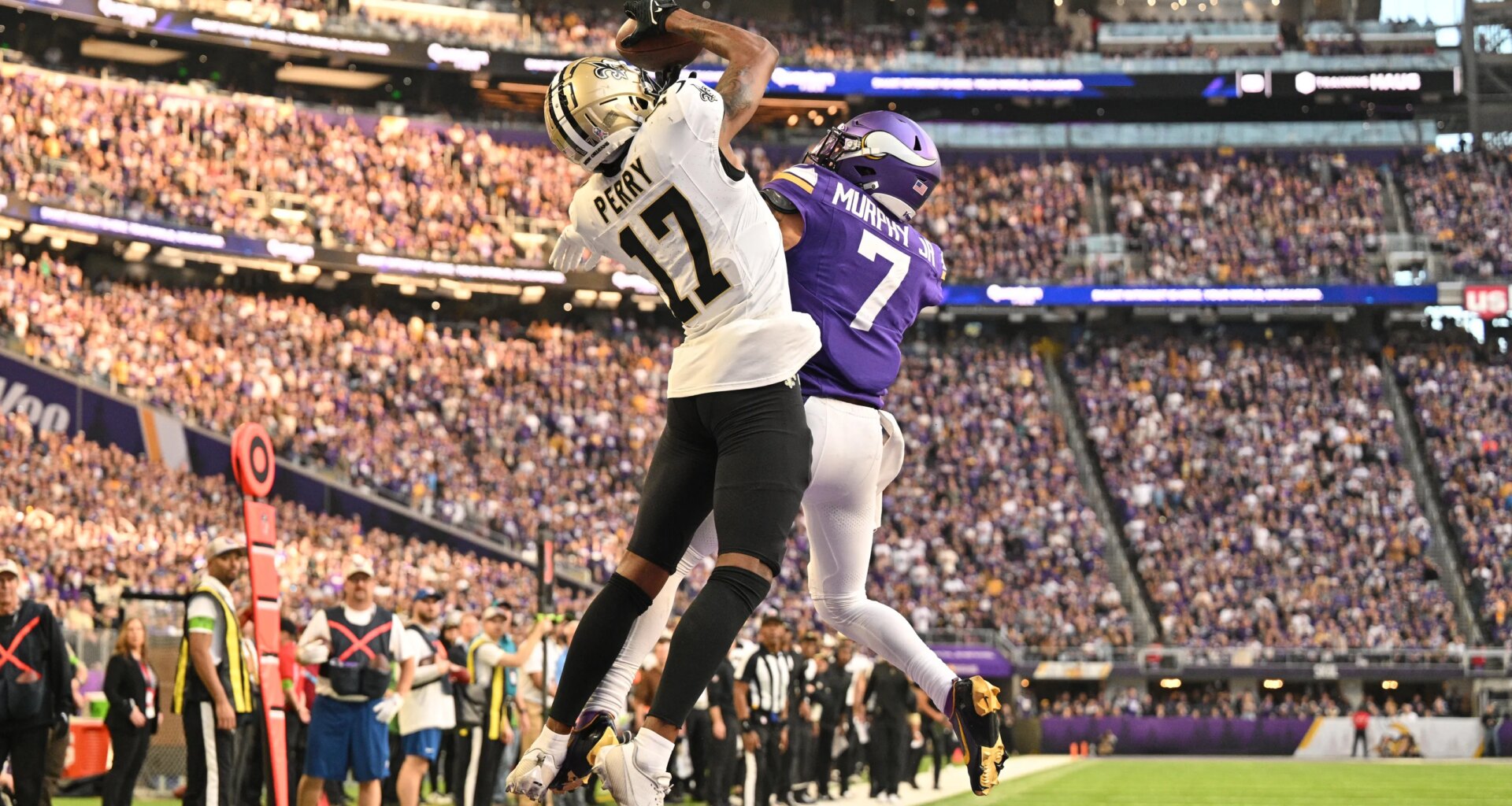 Steelers sign former Broncos WR A.T. Perry to Reserve/Future contract