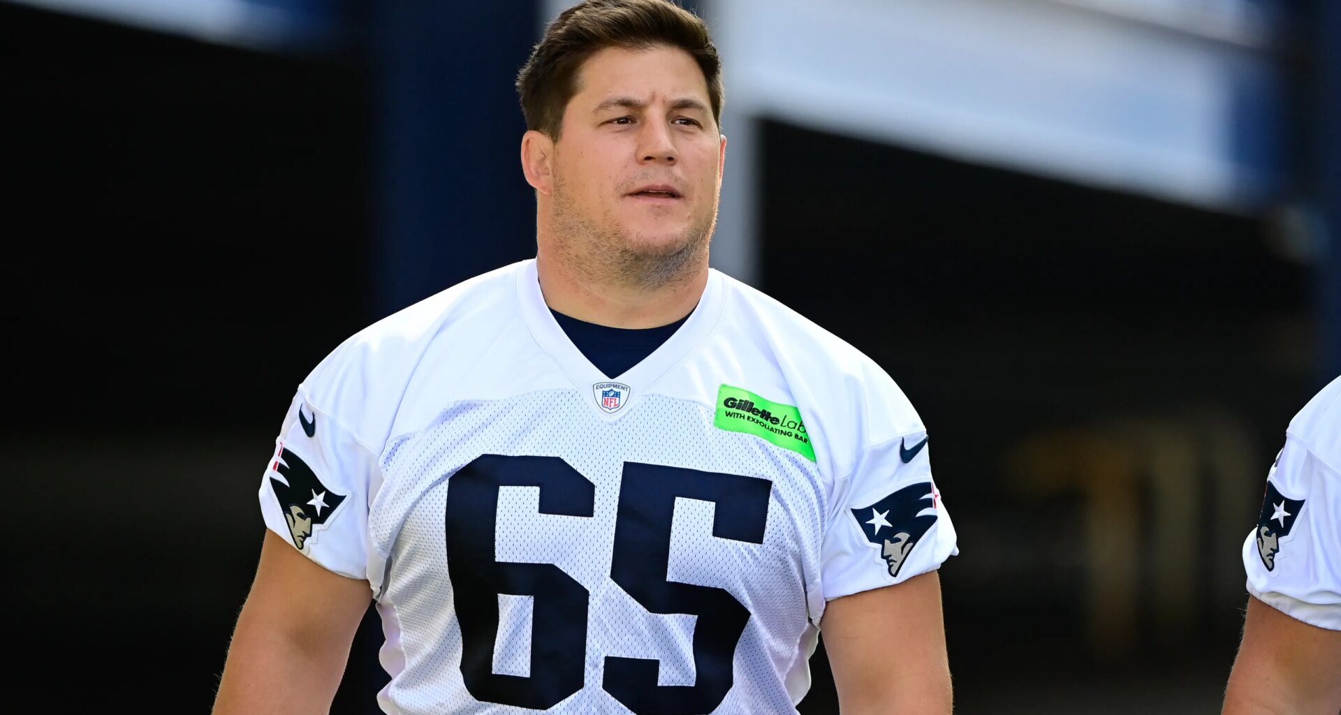 Texans add son of legendary college coach to offensive staff