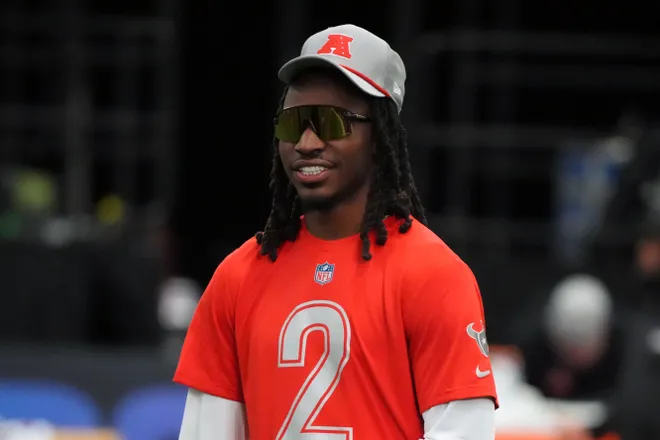 Feb 2, 2026; San Francisco, CA, USA; Houston Texans safety Calen Bullock (2) during AFC practice at the NFL Flag Fieldhouse at Moscone Center South Building. Mandatory Credit: Kirby Lee-Imagn Images
