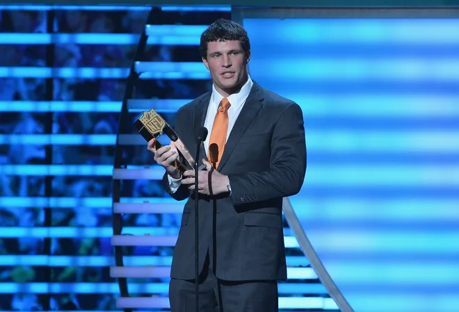 NEW YORK, NY - FEBRUARY 01: Carolina Panthers linebacker Luke Kuechly wins Defensive Player of the Year at the 3rd Annual NFL Honors at Radio City Music Hall on February 1, 2014 in New York City. (Photo by Slaven Vlasic/Getty Images)