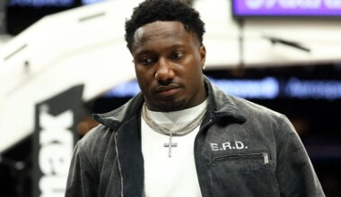 Deebo Samuel is officially a free agent