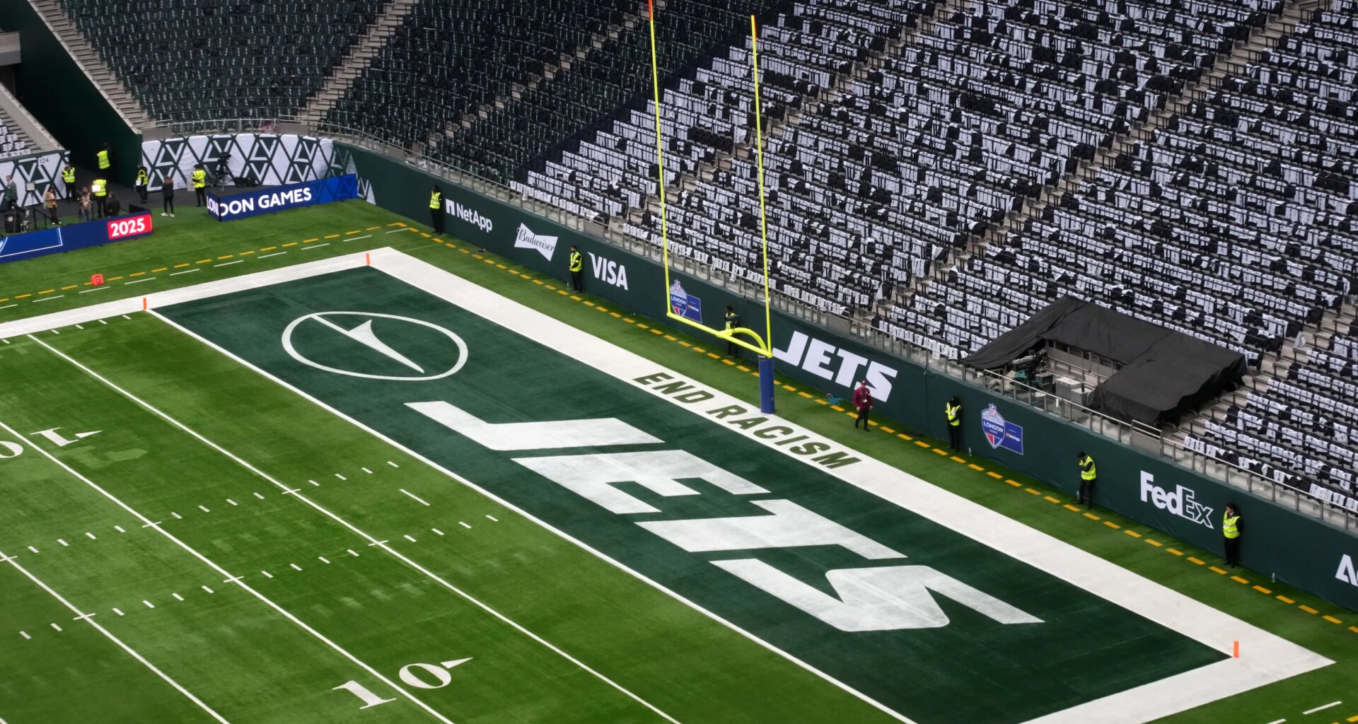 Michigan State loses offensive line coach to the NFL