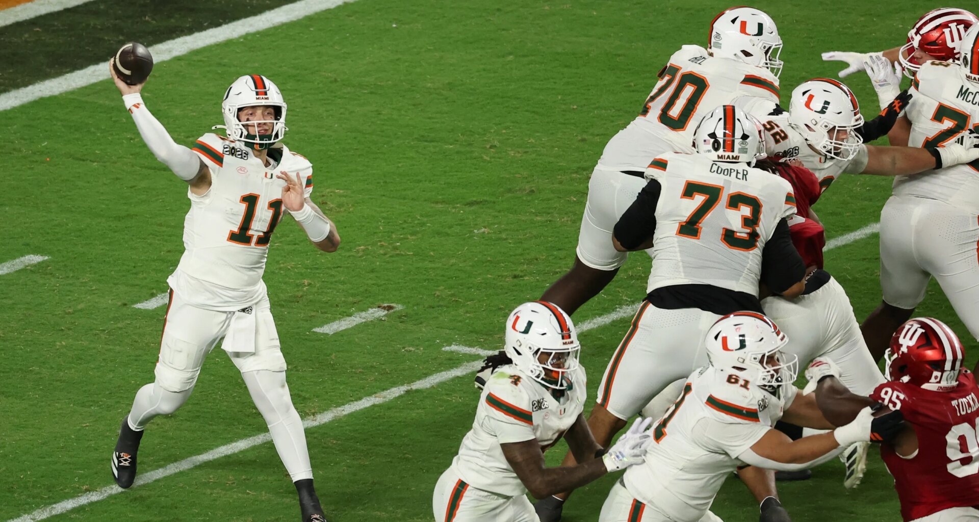 Dolphins have met with Miami's Carson Beck