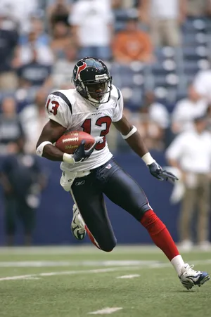 Houston Texans wide receiver Jerome Mathis returns a kick against the Dallas Cowboys.