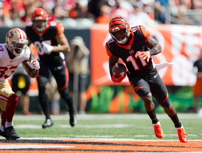 Cincinnati Bengals wide receiver John Ross runs downfield in the second quarter.
Cincinnati Bengals San Francisco 49ers