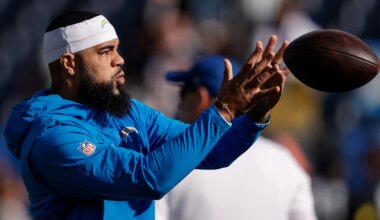 Will Chargers re-sign free agent?