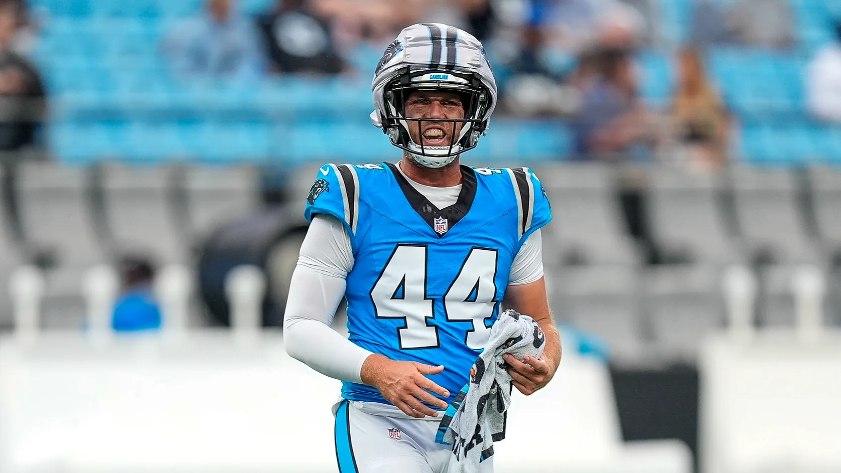 Notre Dame football alumnus re-signs with the Panthers at 40 years old