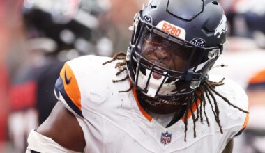 Dre Greenlaw says Vance Joseph is among NFL's smartest coaches