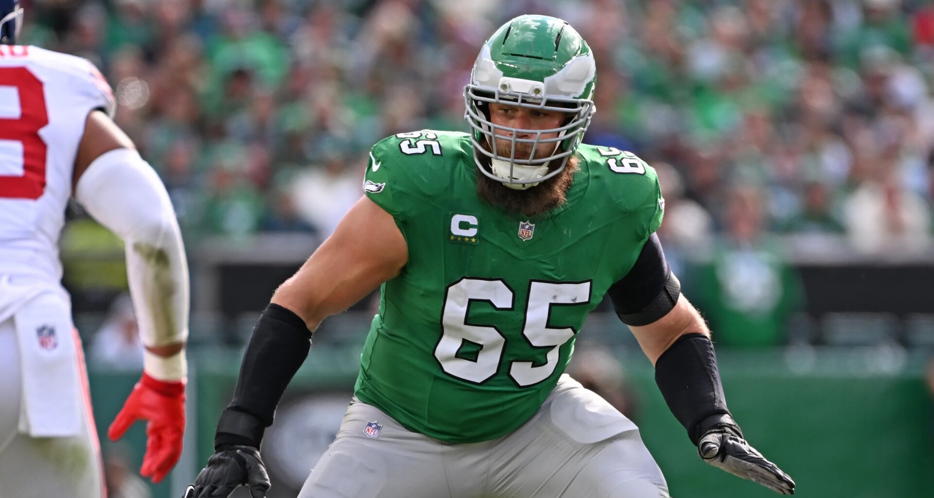 Former Oklahoma OL Lane Johnson returning to Eagles for 14th season