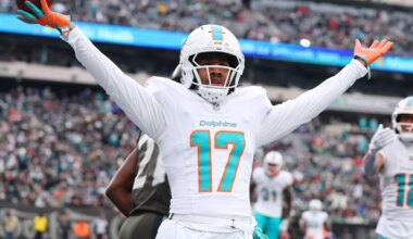 Ravens linked to Jaylen Waddle as a potential trade candidate