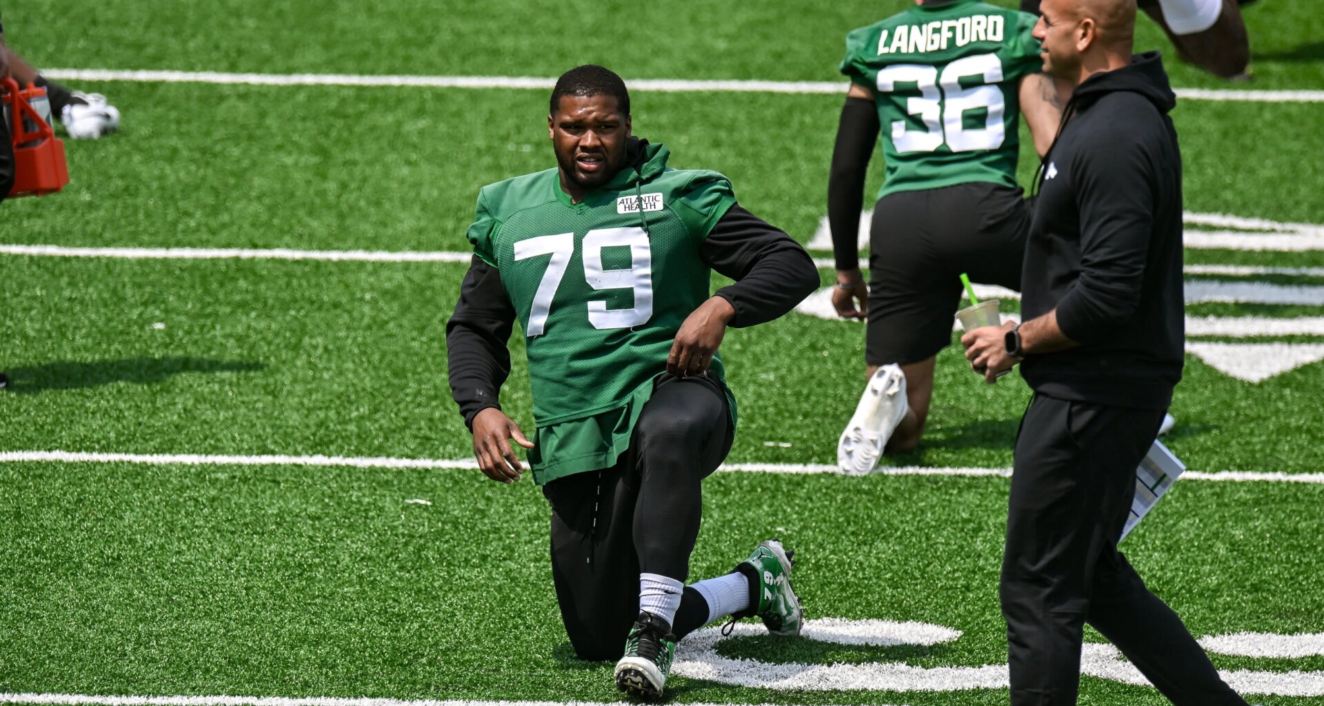 Tennessee Titans add Tanzel Smart as assistant defensive line coach