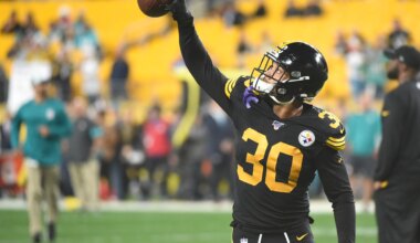 Ex-Steelers RB James Conner named Cardinals' top roster cut candidate