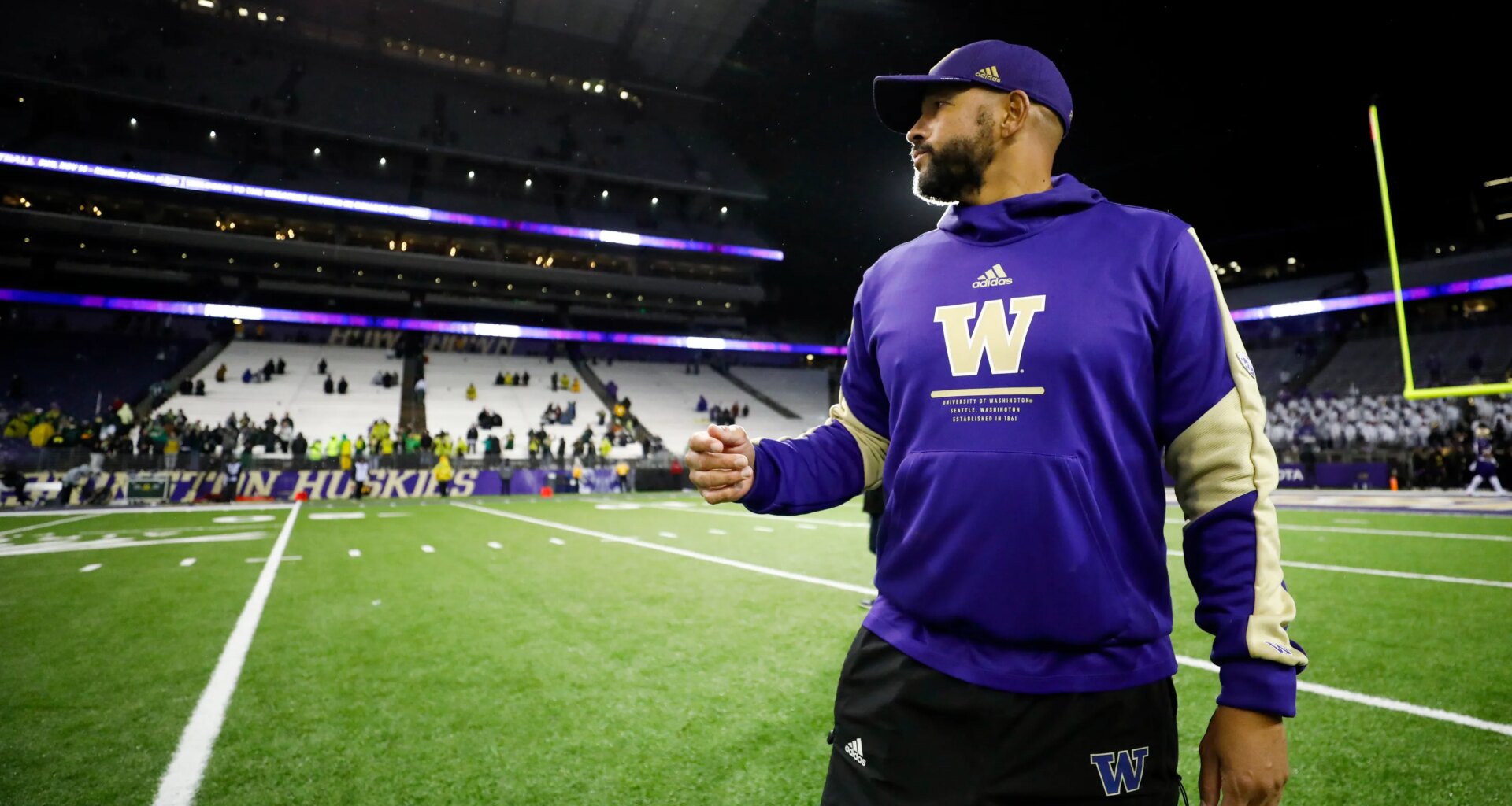 Los Angeles Rams Promote ex-UW head coach to DB Coach