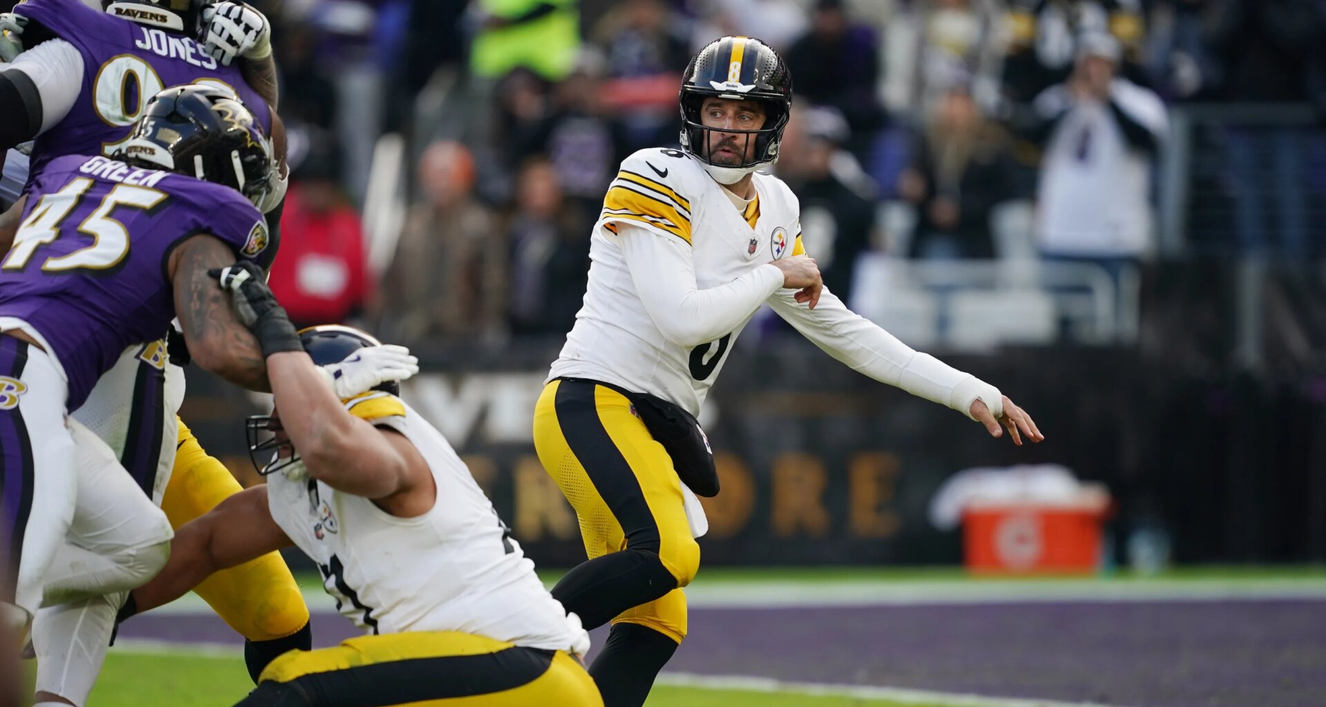 Steelers' Aaron Rodgers subject of recent NFL officiating controversy