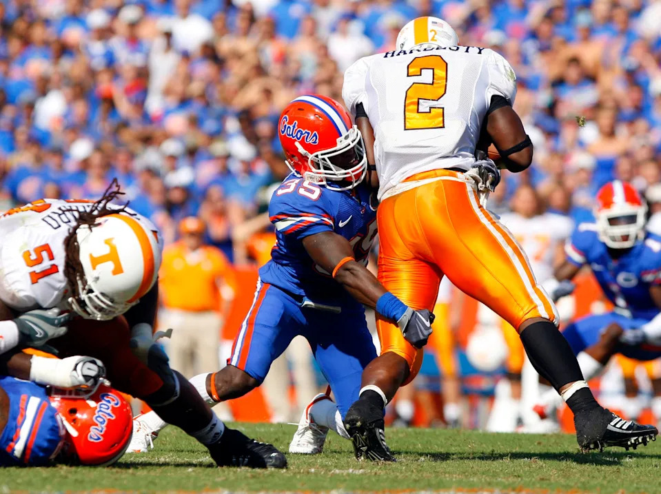 September 19, 2009; Gainesville FL, USA; Florida Gators safety Ahmad Black (35) tackles Tennessee Volunteers running back Montario Hardesty (2) during the first half at Ben Hill Griffin Stadium. Mandatory Credit: Kim Klement-USA TODAY Sports