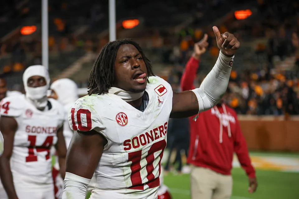 Nov 1, 2025; Knoxville, Tennessee, USA; Oklahoma Sooners linebacker Kip Lewis (10) celebrates after defeating the Tennessee Volunteers at Neyland Stadium. Mandatory Credit: Randy Sartin-Imagn Images