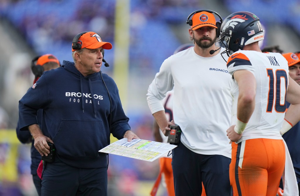 Broncos promote quarterbacks coach Davis Webb to offensive coordinator