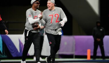 Garett Bolles on potential Broncos play-caller Davis Webb: 'It'd be awesome'