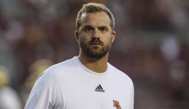 Packers' Sean Duggan, Dolphins Reportedly Expected to Reach DC Contract to Join Jeff Hafley's Staff