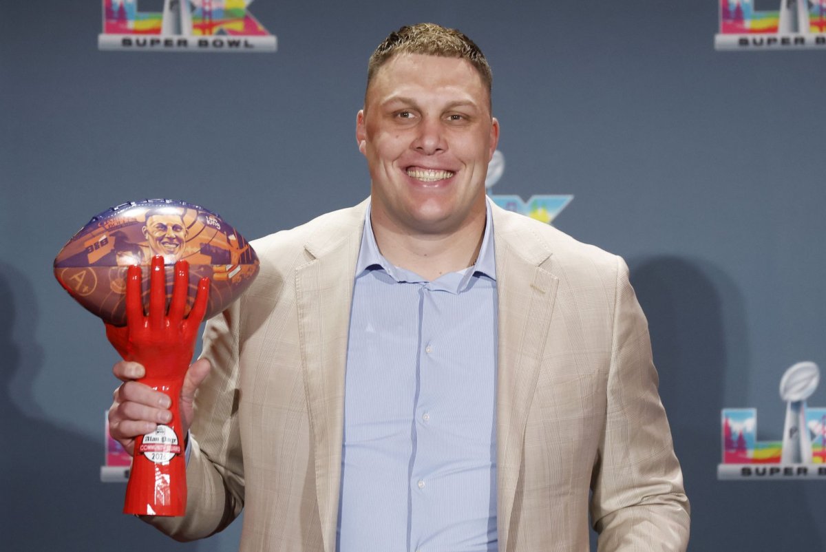 Broncos' Garrett Bolles wins 2026 NFLPA Alan Page Community Award