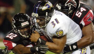 Donald Trump pardons 5 former NFL players