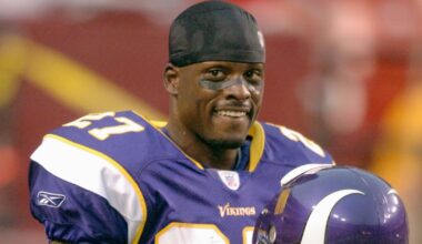 NFL Player Ronyell Whitaker Dies at 46