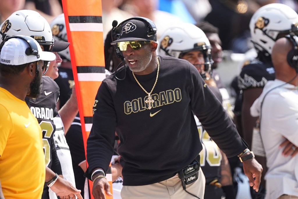 Colorado football signs JUCO defensive back